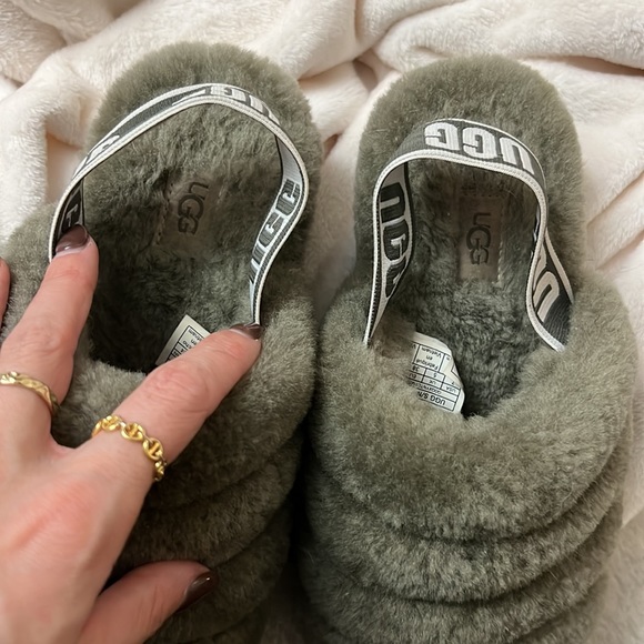 like new UGG back strap slippers - Picture 3 of 5